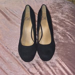 Super cute Black Wedges